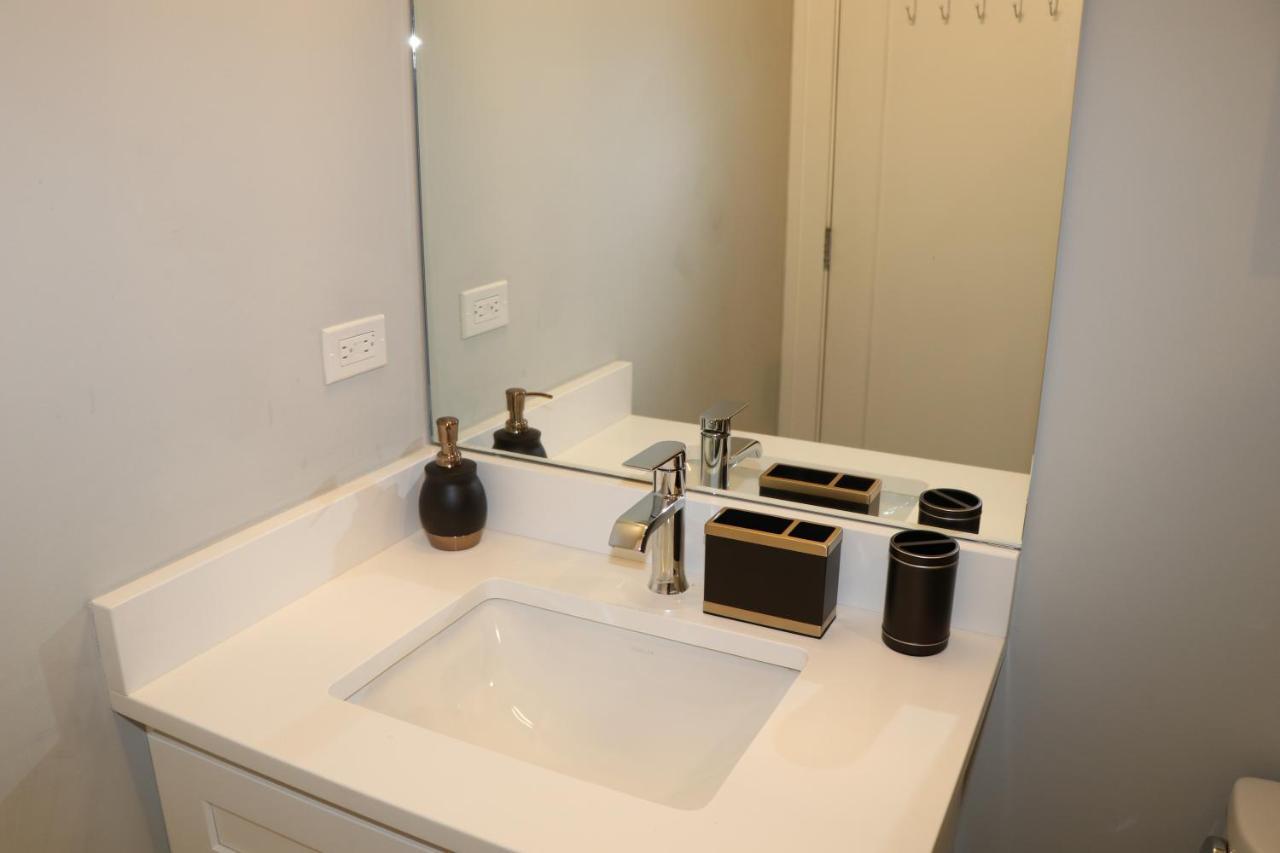 Chicago Exquisite Haven 2Bed 2Bath Near Downtown And United Center Apartment Luaran gambar